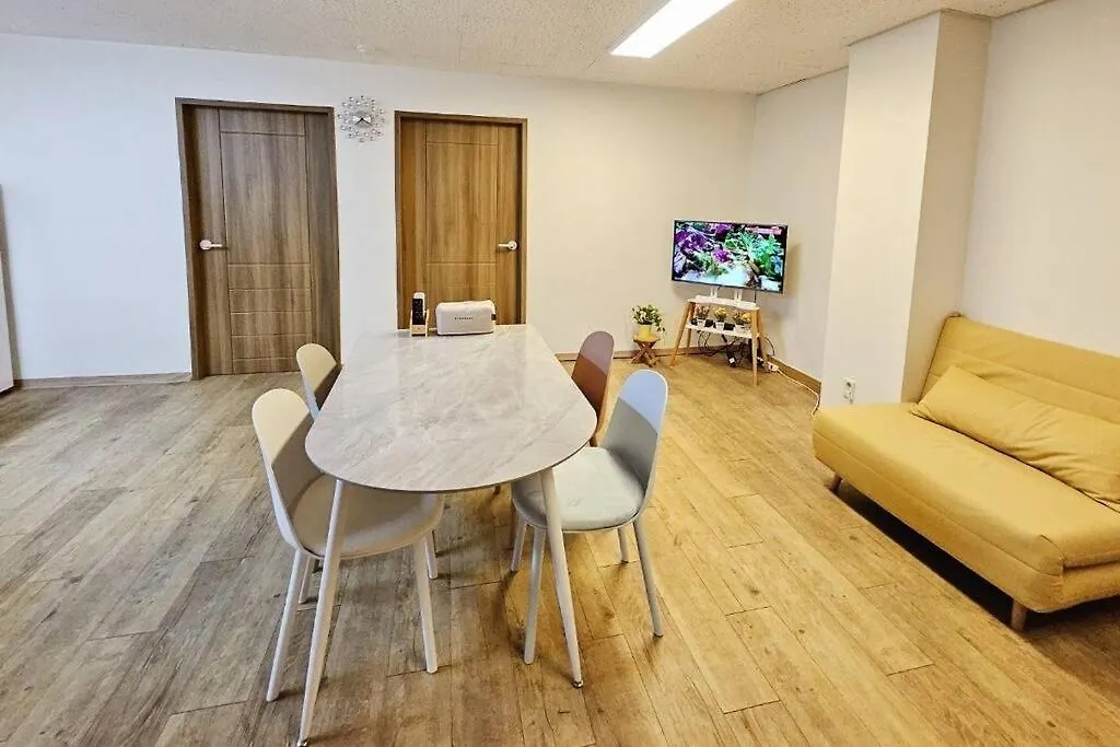 Apartament Seoul Station Ivy House